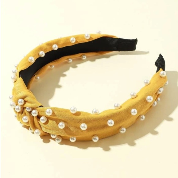 Accessories - New yellow pearls headband